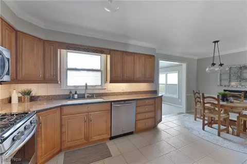 1272 Valley View Dr, Boardman, OH 44512 photo 8