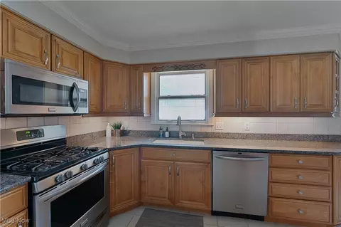 1272 Valley View Dr, Boardman, OH 44512 photo 9