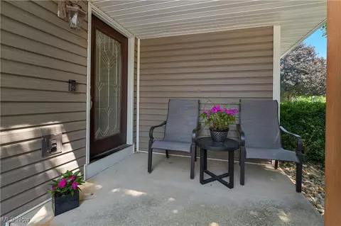 1272 Valley View Dr, Boardman, OH 44512 photo 4