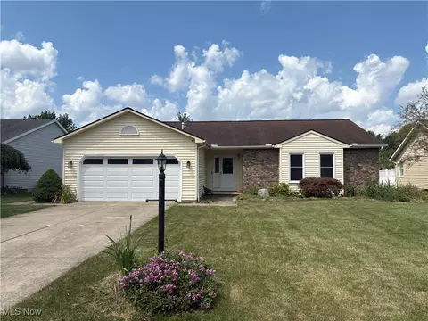 1077 Yarmouth Rd, Grafton, OH 44044