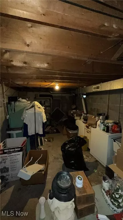 469 Baldwin Rd, Akron, OH 44312 photo 9