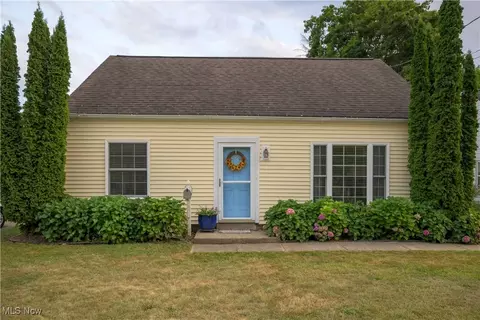 492 Lake St, Kent, OH 44240