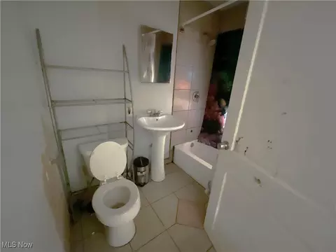 760 W 9th St, Lorain, OH 44052 photo 18
