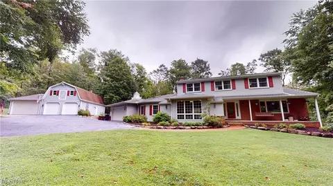 10233 Mayfield Rd, Chesterland, OH 44026