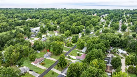 View/Area - 2117 Pleasantview Ave, Ashtabula, OH 44004 photo 2 of 4