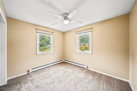 Bedroom - 2117 Pleasantview Ave, Ashtabula, OH 44004 photo 7 of 11
