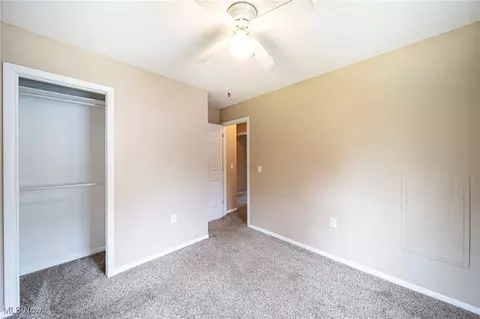 Bedroom - 2117 Pleasantview Ave, Ashtabula, OH 44004 photo 4 of 11