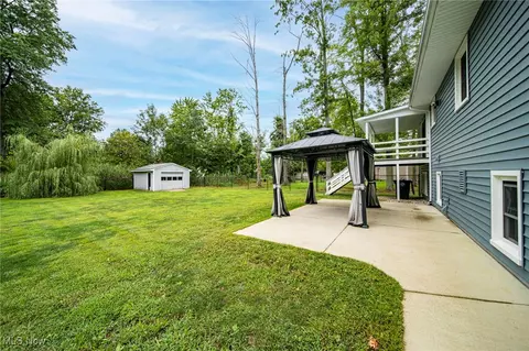 Exterior - 2117 Pleasantview Ave, Ashtabula, OH 44004 photo 4 of 11