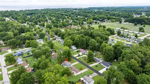 View/Area - 2117 Pleasantview Ave, Ashtabula, OH 44004 photo 3 of 4