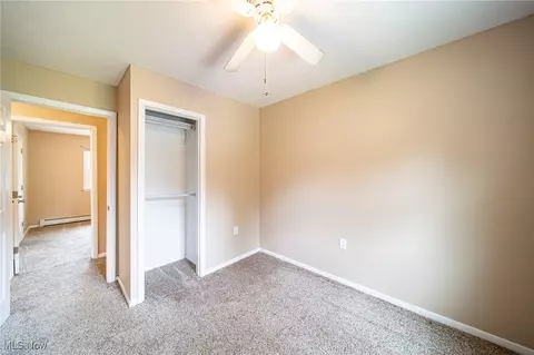 Bedroom - 2117 Pleasantview Ave, Ashtabula, OH 44004 photo 6 of 11