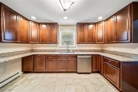 Kitchen - 2117 Pleasantview Ave, Ashtabula, OH 44004 photo 3 of 3