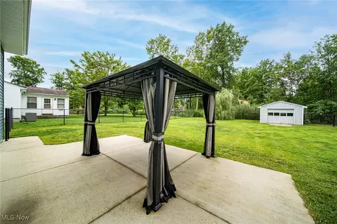 Exterior - 2117 Pleasantview Ave, Ashtabula, OH 44004 photo 6 of 11