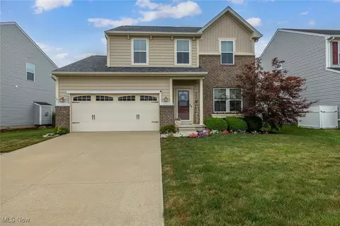 36990 Tail Feather Dr, North Ridgeville, OH 44039
