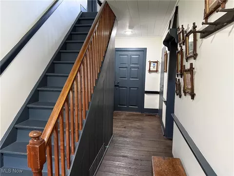 Entry Way - 199 E 3rd St, Zoar, OH 44697 photo 5 of 7