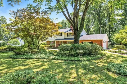 3862 Devon Dr SE, Howland, OH 44484 photo 3