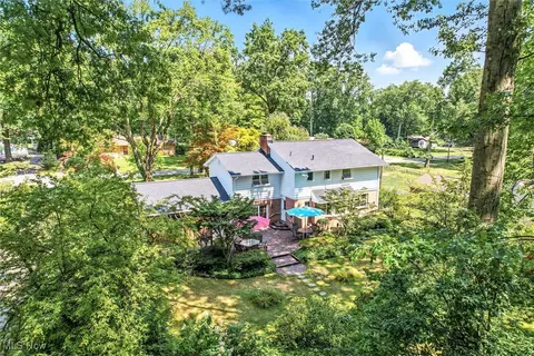 3862 Devon Dr SE, Howland, OH 44484 photo 14