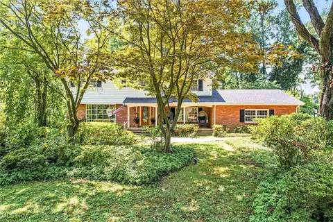 3862 Devon Dr SE, Howland, OH 44484 photo 4