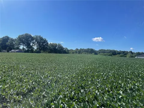 0 Strausser St NW, North Canton, OH 44720