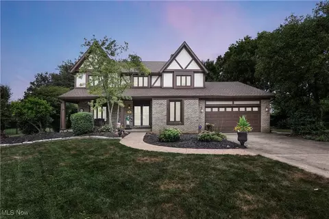 10200 Dorchester Pl, Pickerington, OH 43147