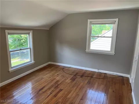 705 E 254th St, Euclid, OH 44132 photo 18