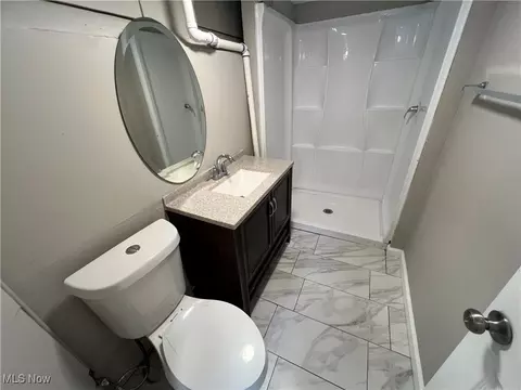 705 E 254th St, Euclid, OH 44132 photo 21