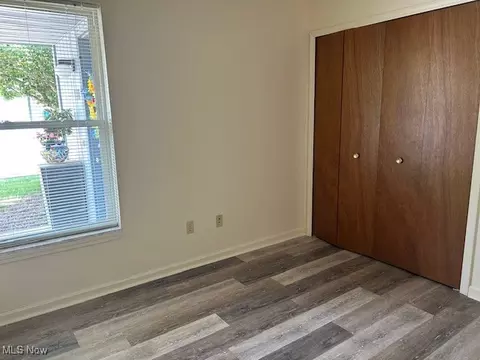 1663 Olympus Dr, Kent, OH 44240 photo 16