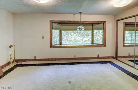 Bedroom - 3366 Darrow Rd, Stow, OH 44224 photo 4 of 5