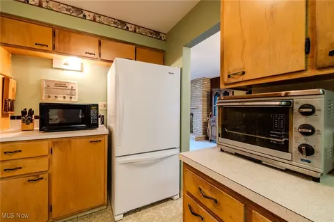 1950 Rush Rd, Wickliffe, OH 44092 photo 32