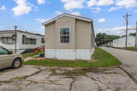 3785 S Main St #G8, Akron, OH 44319