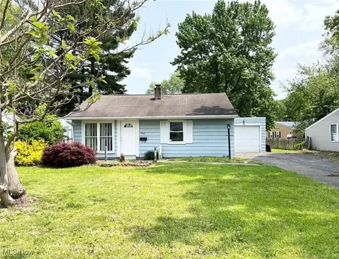 7367 Oregon Trl, Boardman, OH 44512