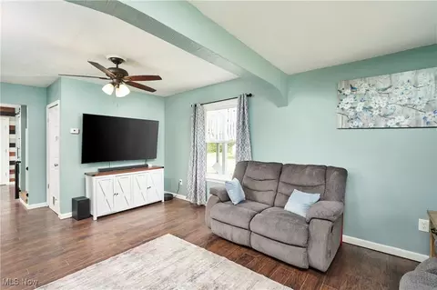 2923 Hayne Rd, Akron, OH 44312 photo 5