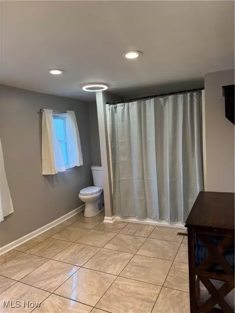 2923 Hayne Rd, Akron, OH 44312 photo 16