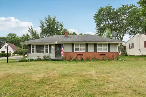 885 Afton Ave, Youngstown, OH 44512