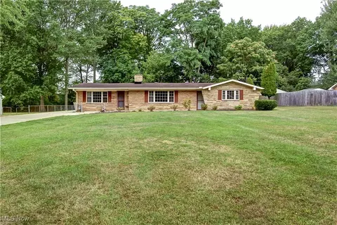 7410 Evergreen Blvd, North Ridgeville, OH 44039