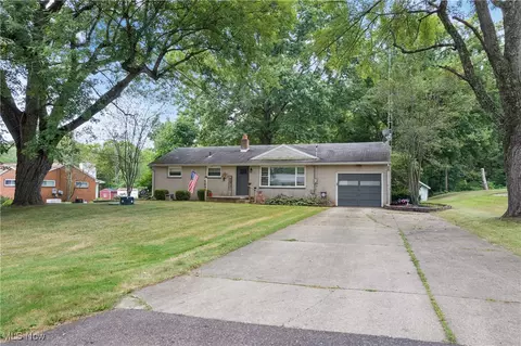 256 Laramie St, Alliance, OH 44601