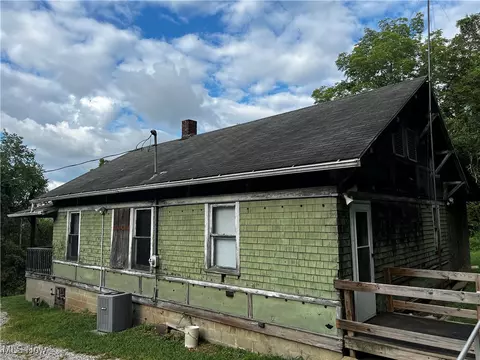139 Shields Ln, Adena, OH 43901 photo 3