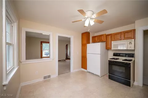 Other - 163 Omar St, Struthers, OH 44471 photo 3 of 8