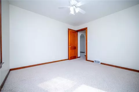 Bedroom - 163 Omar St, Struthers, OH 44471 photo 2 of 4