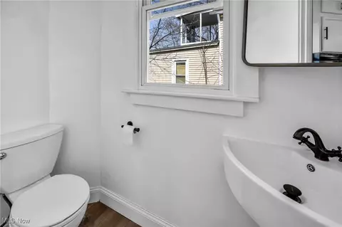 84 Williams St, Elyria, OH 44035 photo 8