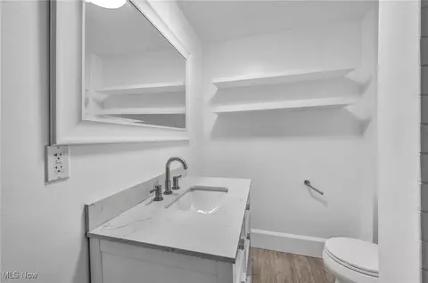 84 Williams St, Elyria, OH 44035 photo 7