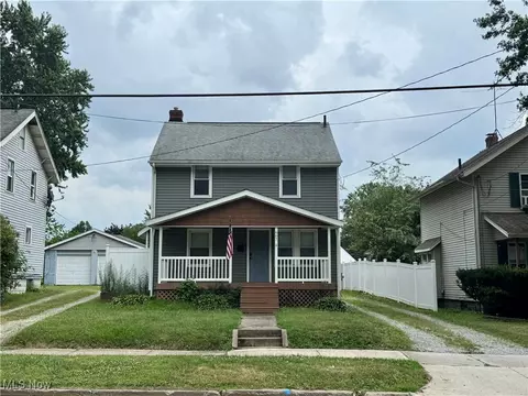 667 Eastland Ave, Akron, OH 44305