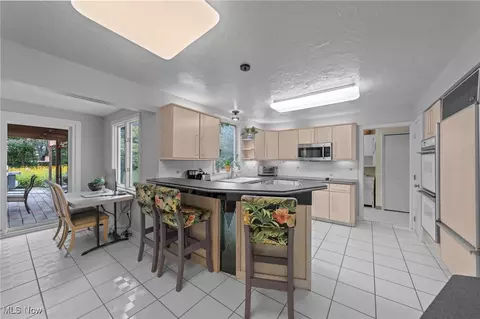 32775 Ledge Hill Dr, Solon, OH 44139 photo 12