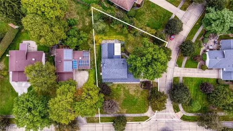 32775 Ledge Hill Dr, Solon, OH 44139 photo 2