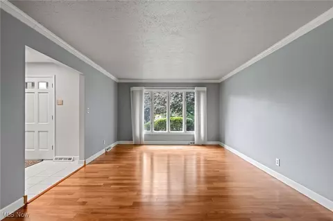 32775 Ledge Hill Dr, Solon, OH 44139 photo 17