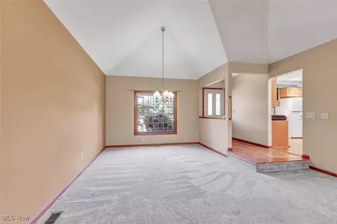 41575 Russia Rd, Elyria, OH 44035 photo 5