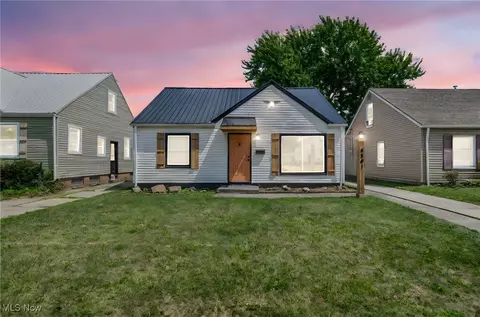 4541 W 148th St, Cleveland, OH 44135