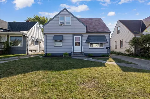4665 E 88th St, Garfield Heights, OH 44125