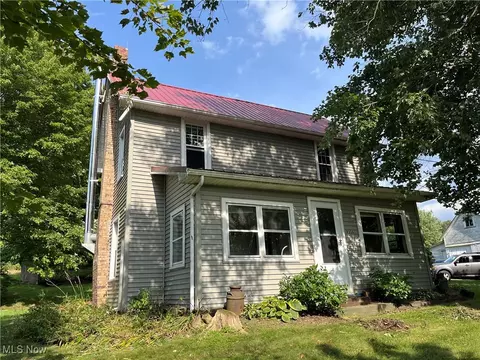 8336 Sprucevale Rd, Rogers, OH 44455