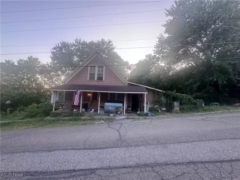 603 Ferry St, Beverly, OH 45715