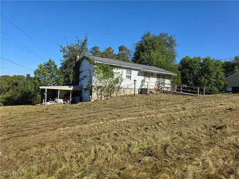39698 State Route 517, Lisbon, OH 44432